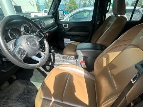 Used 2021 Jeep Gladiator Rubicon AWD/4WD image 4