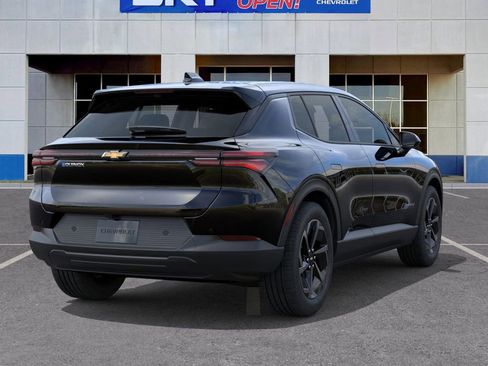 New 2026 Chevrolet Equinox EV LT image 4