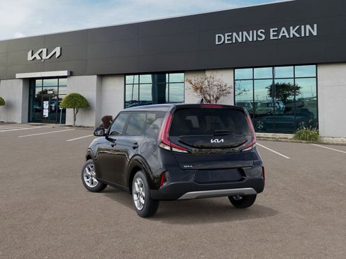 New 2025 Kia Soul LX image 4