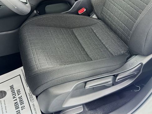 New 2026 Honda HR-V LX image 26