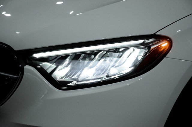 Used 2026 Mercedes-Benz GLC 300 image 8