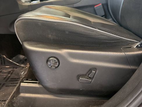 Used 2019 Ford Fusion SE image 39