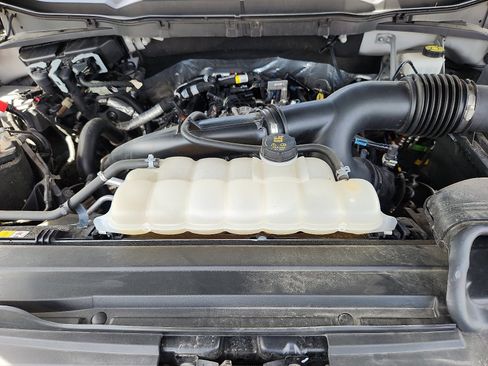 Certified 2023 Ford F150 XLT w/ Equipment Group 302A High image 29