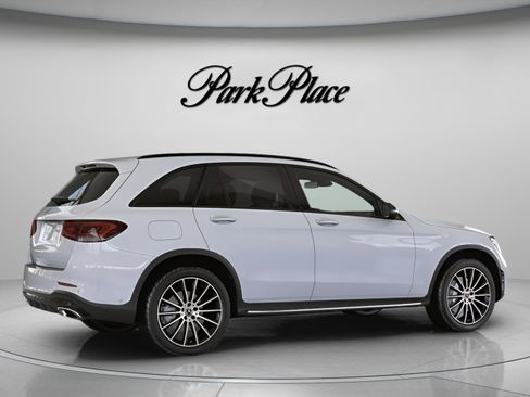 Used 2022 Mercedes-Benz GLC 300 image 23