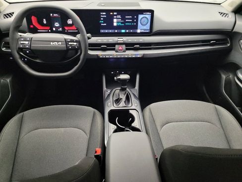 Used 2025 Kia K4 FWD image 22