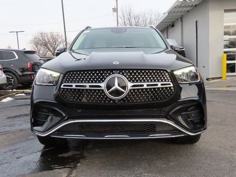 Used 2024 Mercedes-Benz GLE 450 4MATIC image 4