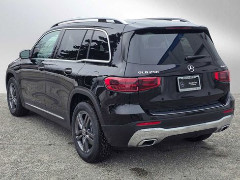 New 2026 Mercedes-Benz GLB 250 4MATIC image 5