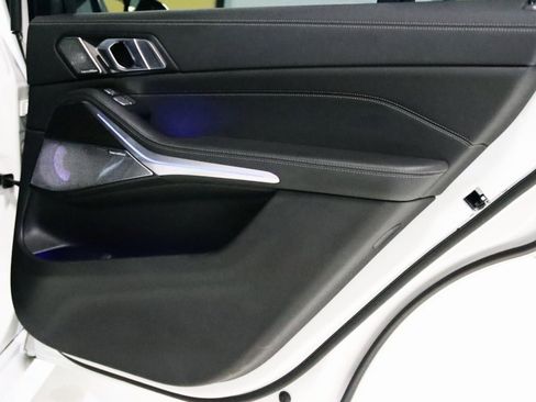 Used 2024 BMW X7 M60i image 73