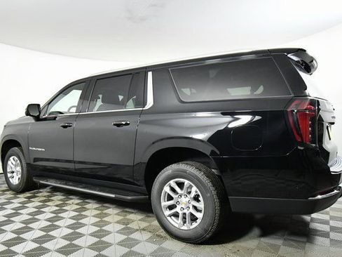 New 2026 Chevrolet Suburban LS image 14