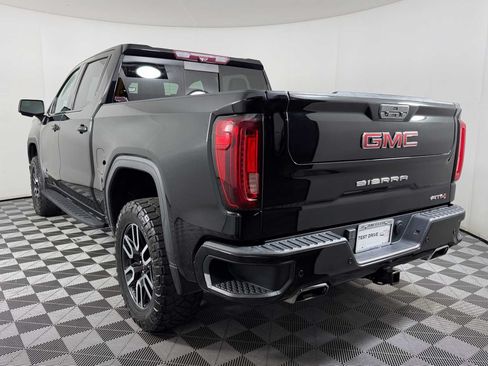 Used 2021 GMC Sierra 1500 AT4 w/ AT4 Value Package AWD/4WD image 4