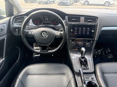 Used 2018 Volkswagen Golf Alltrack SE AWD/4WD image 12
