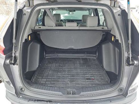 Used 2017 Honda CR-V EX image 12