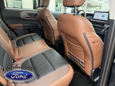Used 2025 Ford Bronco Sport Outer Banks w/ Outer Banks Tech Package+ AWD/4WD image 16