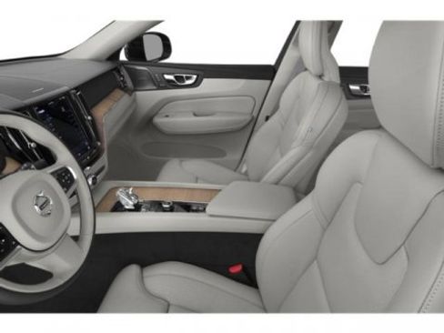 Used 2024 Volvo XC60 T8 Ultimate w/ Protection Package Premier image 9