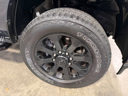 Used 2025 RAM 2500 Big Horn AWD/4WD image 6