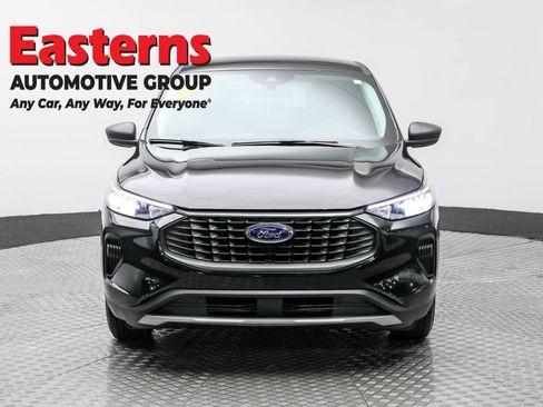 Used 2024 Ford Escape Active image 2