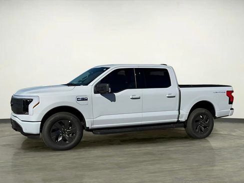 New 2025 Ford F150 Lightning Flash image 3