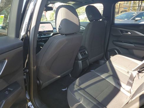 New 2026 Chevrolet Equinox EV LT image 13