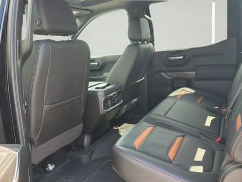 Used 2019 GMC Sierra 1500 AT4 w/ AT4 Premium Package AWD/4WD image 12