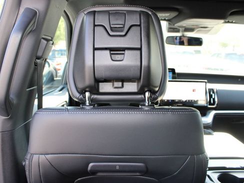 New 2026 Ford Expedition Max Platinum w/ Stealth Performance Package AWD/4WD image 11