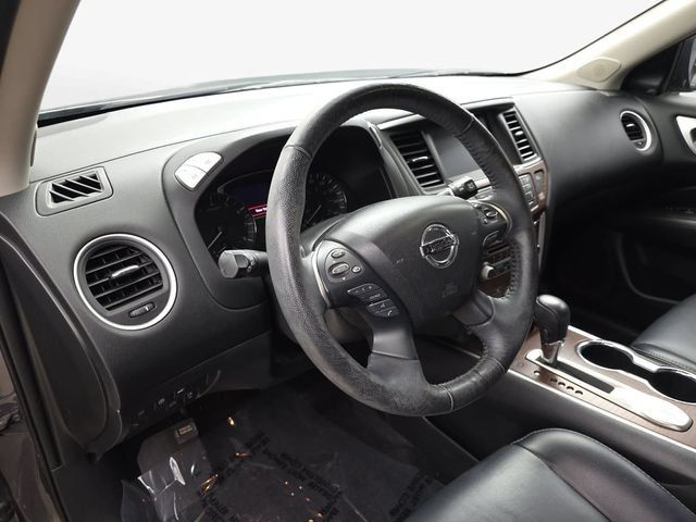 Used 2018 Nissan Pathfinder Platinum FWD image 13