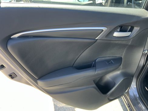 Used 2018 Honda Fit EX-L image 16