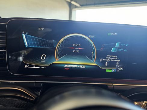 Used 2022 Mercedes-Benz GLE 53 AMG 4MATIC Coupe image 11