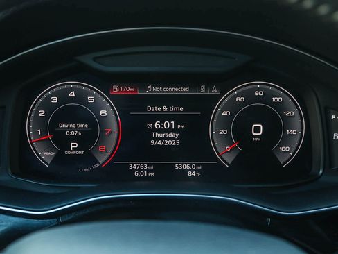 Used 2019 Audi Q8 Premium w/ Convenience Package image 29