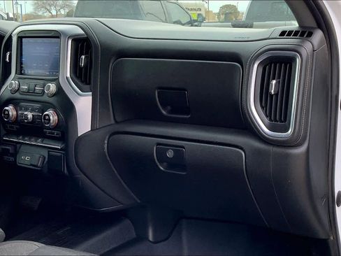 Used 2022 GMC Sierra 3500 SLE w/ SLE Convenience Package image 18