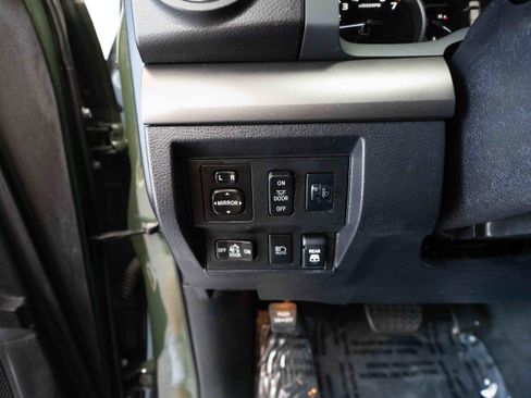 Used 2021 Toyota Tundra SR5 w/ TRD Off-Road Package AWD/4WD image 11