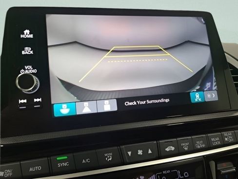 Used 2025 Honda Odyssey EX-L image 32