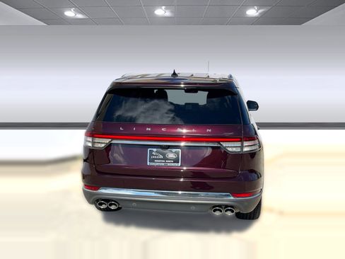 Used 2023 Lincoln Aviator Reserve w/ Elements Package Plus image 10