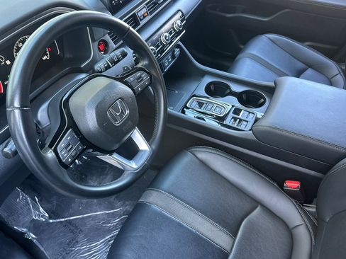 Certified 2023 Honda Pilot EX-L image 4
