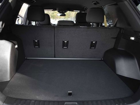 New 2026 Chevrolet Equinox LT image 8