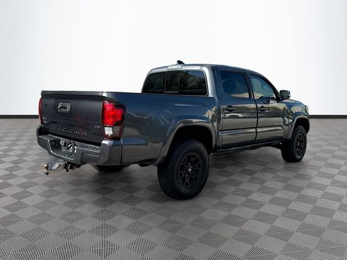 Used 2022 Toyota Tacoma SR5 w/ Technology Package AWD/4WD image 6