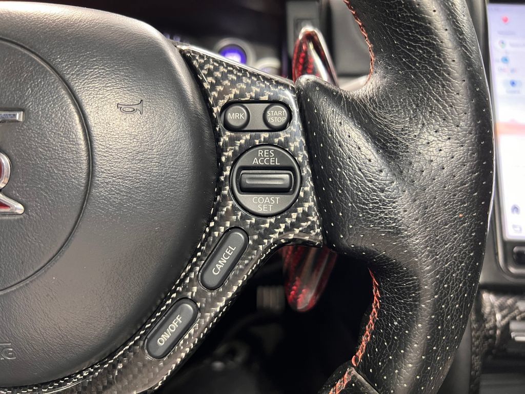 Used 2010 Nissan GT-R Premium AWD/4WD image 20