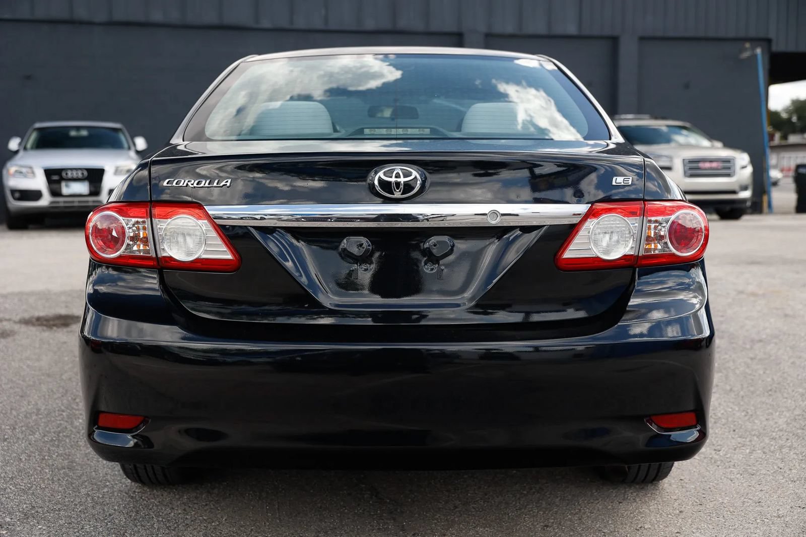 Used 2012 Toyota Corolla LE FWD image 5