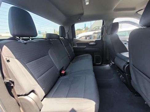 Used 2022 Chevrolet Silverado 1500 RST AWD/4WD image 25