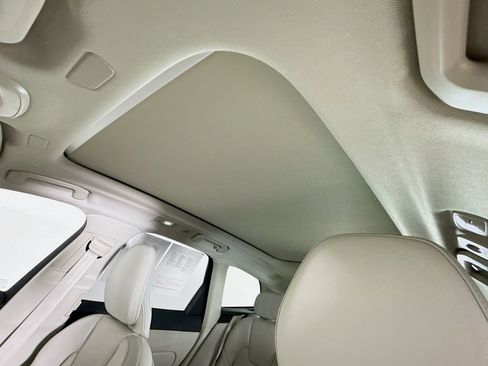 Certified 2026 Volvo XC60 B5 Ultra w/ Protection Package Premier image 23