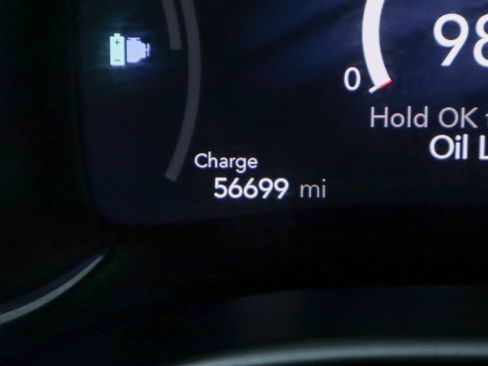 Used 2023 Chrysler Pacifica Touring-L image 21