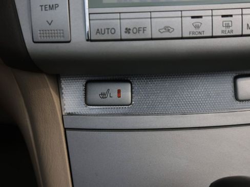 Used 2006 Toyota Solara SLE FWD image 10