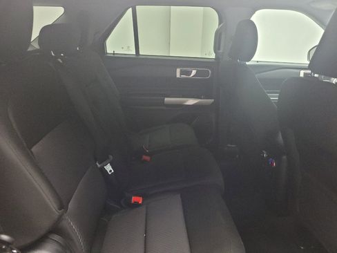 Used 2022 Ford Explorer XLT AWD/4WD image 19