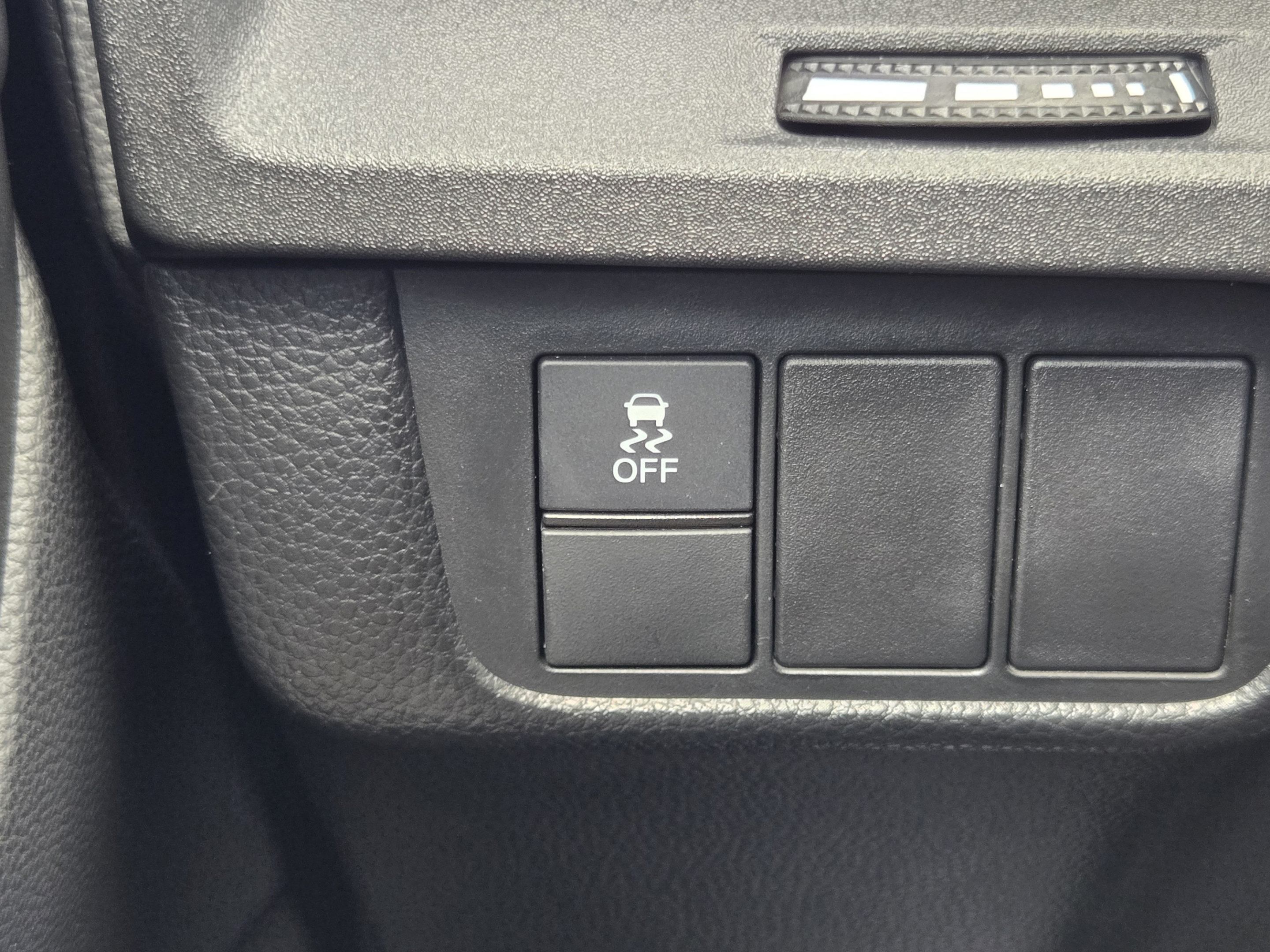 Certified 2025 Honda CR-V LX image 19