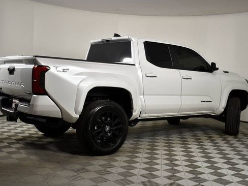 Certified 2025 Toyota Tacoma TRD Sport image 4