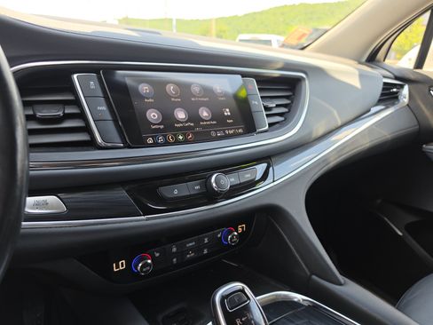Used 2021 Buick Enclave Essence AWD/4WD image 24