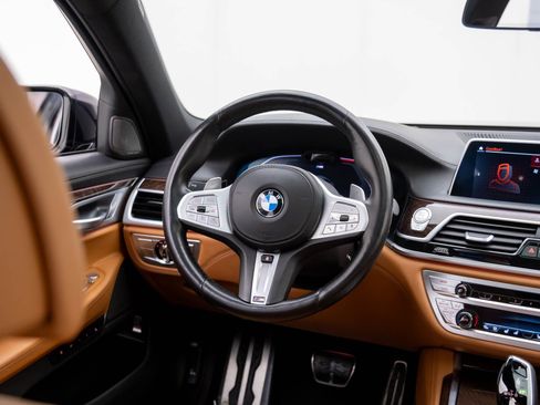 Certified 2022 BMW 750i xDrive w/ Executive Package image 10