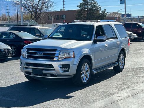 Used 2017 Ford Expedition Limited image 9