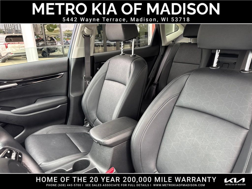 Used 2024 Kia Seltos SX w/ SX Sunroof Package AWD/4WD image 16