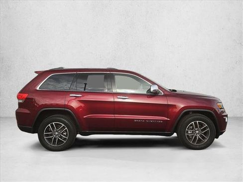 Used 2017 Jeep Grand Cherokee Limited RWD image 4