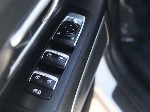 Used 2023 Kia Telluride LX AWD/4WD image 25